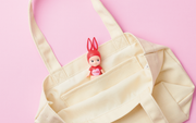 Kiss Kiss Tote - Premium Pick
